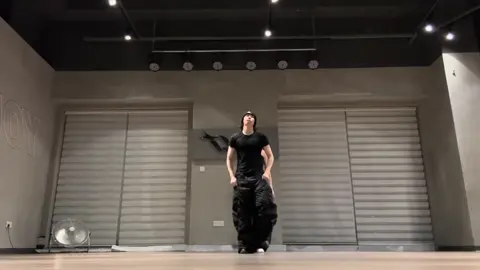 #douyin抖音 #fypシ゚ #viralvideo #reels有毒 #ulz_dance0 