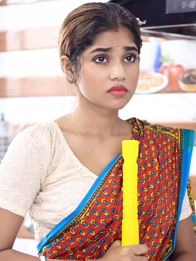মেয়েদের জন্য শাশুড়ীর বাড়ি এত সহজ না কারণ মেয়েরা চাইলে শাশুড়ী বাড়িতে সব কিছু করতে পারে না এখানে শুধু মুখ বুঝে সহ্য করে জতে হয়..💔😔👈#foryou #foryoupage #fyp #viral #trending @TikTok Bangladesh 