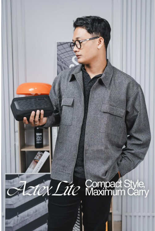 Ukuran yang compact tetap styling, Aztex Lite Ruselco hadir dengan packaging eksklusif & harga affordable. Pilihan tepat untuk momen istimewa! #ruselco #stepupyourstyle #handbag #clutchbag 