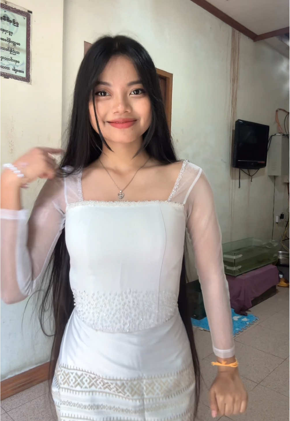 အကြည့်ချင်း ဆုံတော့ ဘာလဲ🙄 #fy #🇲🇲 #thadingyut #မင်းမချစ်တဲ့ကောင် 