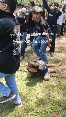 Wanita mana yg menyakitimu bolo ? 👑🔥 #brownkebumen15timewa 