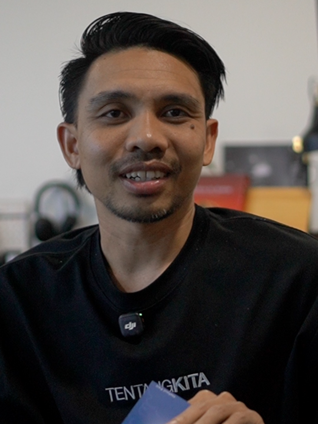 Alif Lam Mim: Tanda ilmu kita terbatas. Belajar lagi makna disebalik setiap juzuk Al-Quran dalam buku Cuma Aku, Lukaku, dan Tuhanku tulisan Hafizul Faiz.