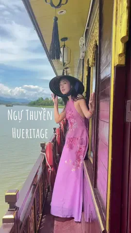 Riết òy đi Huế sống như hoàng tộc. Mình lại đi du thuyền và dùng bữa trên Ngự Thuyền Hueritage @Hueritage Cruises  #Misoa #reviewdulich #huế #nguthuyenhueritage #hueritage 