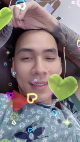 tôi ra tín hiệu SOS rồi anh em 🤪🤪🤪 chuẩn bị lên tàu y tế đây ae
