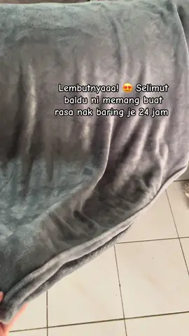 Selimut baldu ni memang lembut & gebu gila! #fleeceblanket #selimutgebu #homevibes #cozyroom #tiktokshopmalaysia 
