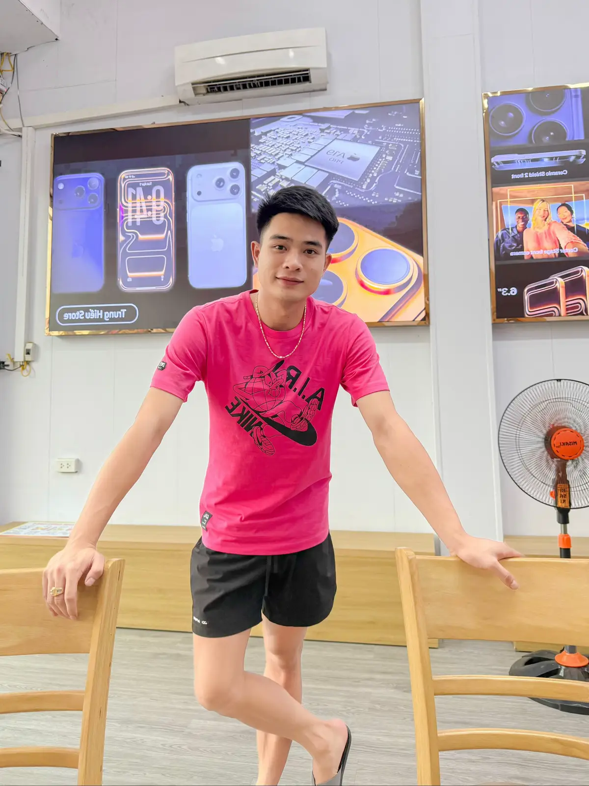 Nhìn cái biết làm nghề gì lun🥰