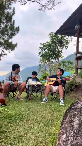Hape naung adong do sidoli paragat 📍Pea Farm House #samosir #laketoba #batak 
