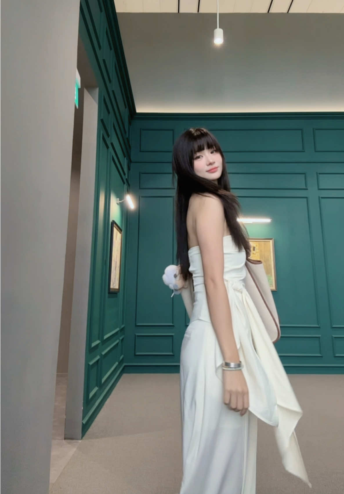 When u r introvert and trying to do a fit check🤭 #fyp #fitcheck #OOTD #charleskeith #introvert 