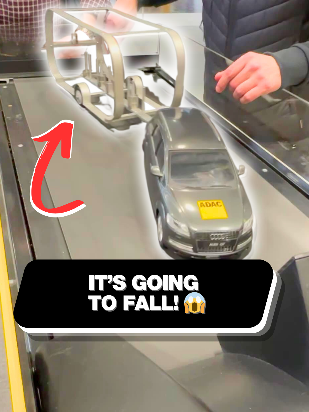 The importance of weight positioning 🤯 @sbxcars #trailer #weight #rccars