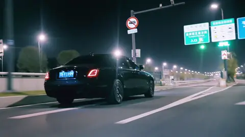 Rolls-Royce Ghost | Phòng đẹp không cần tốn kém! Decor xịn giá hạt dẻ, bấm ngay giỏ hàng trên trang cá nhân để mua nha mọi người🛒✨ | #xuhuong #sieuxe #fpy #rollsroyce #rollsroyceghost 