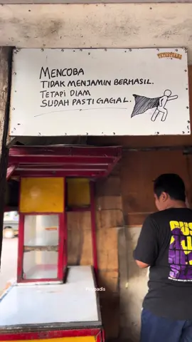 Mencoba tidak menjamin Berhasil, tapi setidaknya kamu masih punya peluang 50% berhasil dan 50% Gagal. Tetapi jika kamu hanya diam sudah pasti 100% Gagal. Dadi, seng Penting Usaha disik Cah 👐🏻. #quotes #katakata #video #beranda #motivasi #selfreminder #capcut #tiktok #fyp #4u #papantulis #foryoupage #kulinertiktok #nganjuk #nganjuk24jam #kulinernganjuk #sukomoro #kuliner 