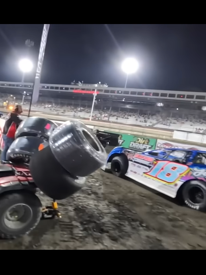 Josephs Fast Start! Charging Forward Against the Lucas Oil Series (2)