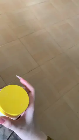 phải chi mẹ chỉ công thức này xai từ 16+ đến giờ chắc thành bạch tạng luôn 🤣🤣🤣 ai muốn như da e tìm fb e chia sẽ bí quyết nha 