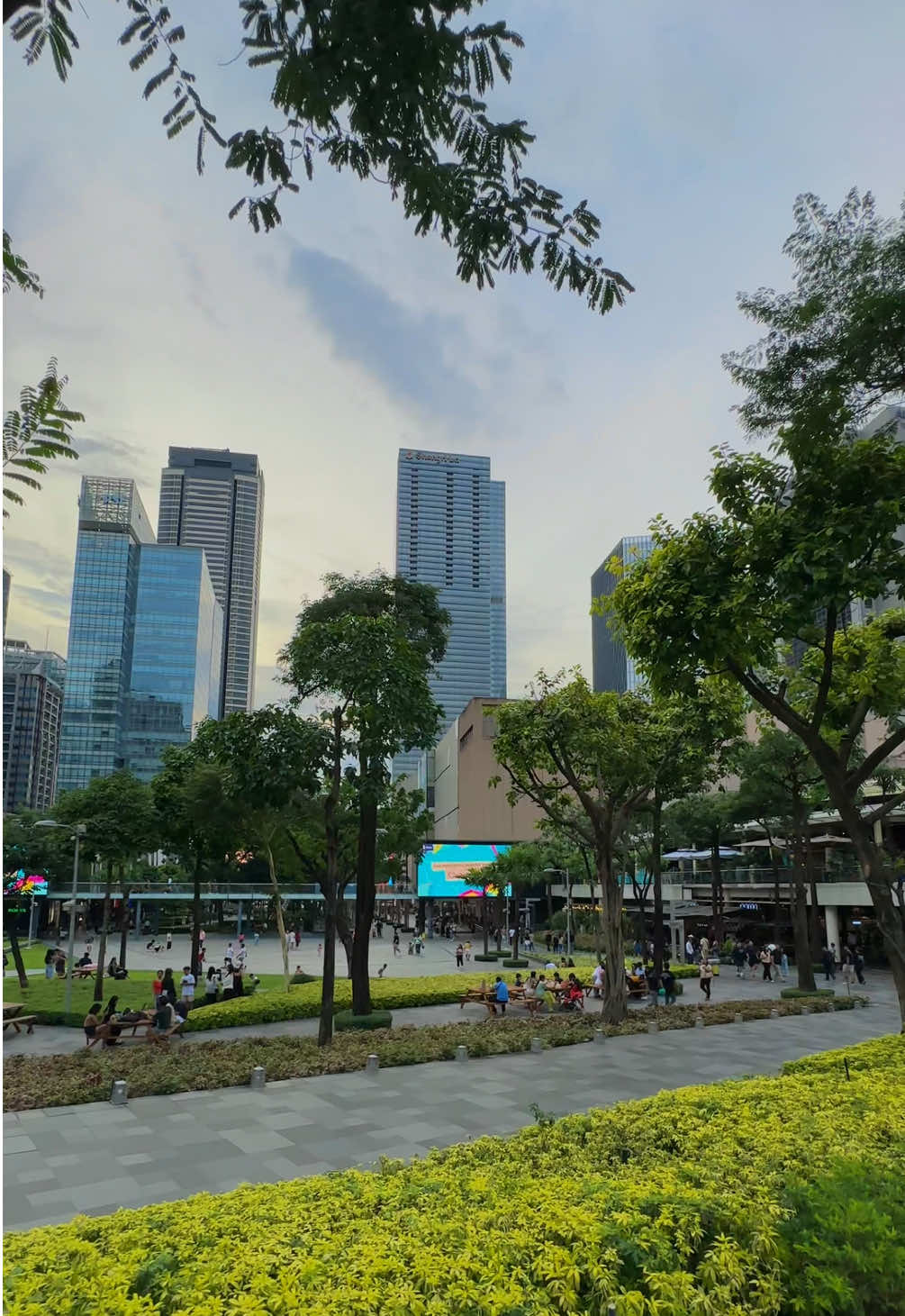 Very nice place at BGC | Bonifacio Global City, Taguig, Metro Manila, Philippines 🇵🇭