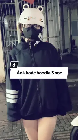 Áo hoodie 3 sọc giá chưa tới 159k giờ hông mua thì khi nào mua#aokhoac #aokhoachoodie #hoodie #aokhoacnamnu #thoitrang  