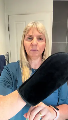 Sienna X - Luxury Self Tan Mitt - Double Sided and Double Layered Mitt @Sienna X Official #SelfCare #selftan #tanmitt #tiktokmademebuyit #foryoudays 