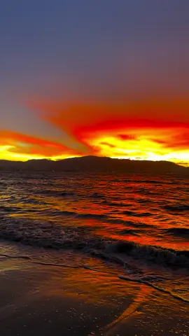 Sunset 05-10-25🧡❤️🧡 #sunset🌅🌅view😍😍  #sunset🌅🌅beach🌴🌴  #sunset🌅🌅lover🦋❤️🦋❤️🦋  #healing_through_nature🔥🦋🦋🧡  #fypシ゚viral🖤tiktok☆♡🦋myvideo🤗foryou❤️🧡❤️🧡❤️ 