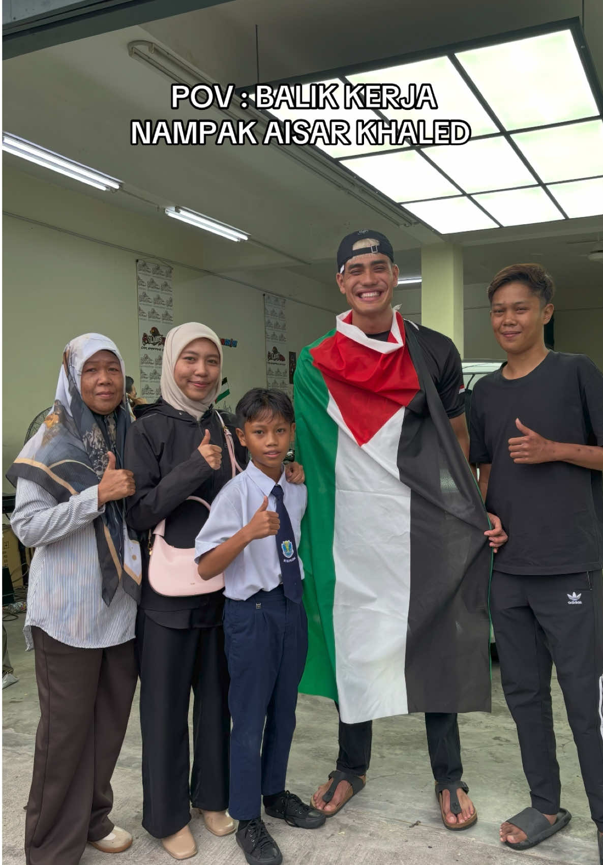 First time jumpa @AisarKhaledd tinggi betul yaaa 🇵🇸🇵🇸🇵🇸🇵🇸 #aisarkhaled #savepalestine🇵🇸 #savepalestine❤️🇵🇸 #fypindonesiaシ 