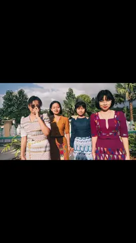 ချစ်စရာယေးတော့လုပ်#ချစ်တဲ့စိတ်လေးနဲ့ကြည့်ပေးပါနော်😘😘😘😘#ဆယ်လီတွေမှlikeပေးတာလား 