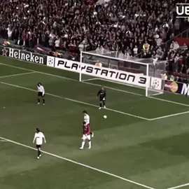 إذا راح الهوى اشتم هوا منين 🔥 . #كاكا#Kaka#الرياضه_علي_التيك_توك #لايك_متابعه_اكسبلور_كومنت_فولو #تصميم_فيديوهات🎶🎤🎬 