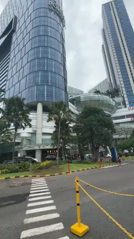 Surabaya semua teman, tapi nek duwe duwek.... nek gak duwe duwek yo podo wegah ngaggep konco!! 😅😅🤣🤣        #surabaya #sore #fyppppppppppppppppppppppp 
