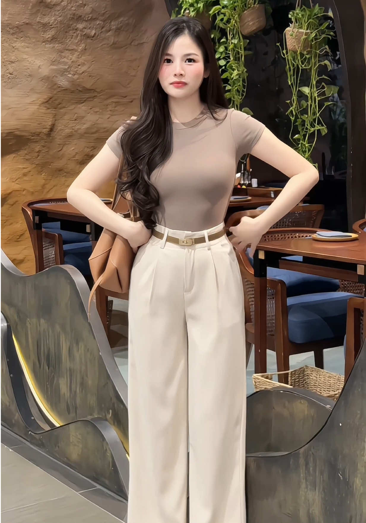 Quần Suông ống rộng Nấm Lùn, quần suông cạp cao, quần âu nữ, quần công sở #quansuong #quanongrong #quancongso #quansuongongrong #quancapcao 