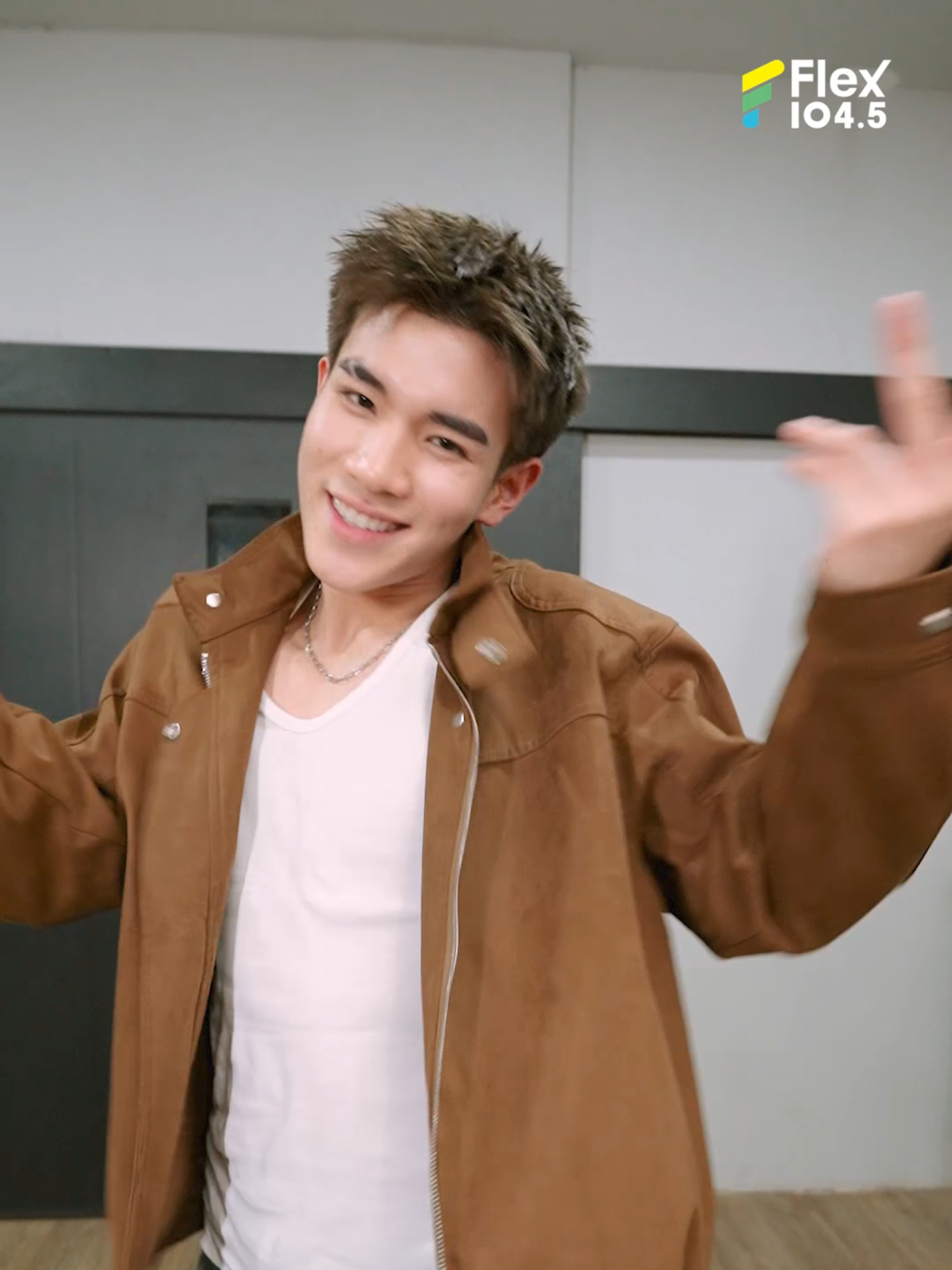 อยากให้เธออยู่ข้าง ๆ แบบ 