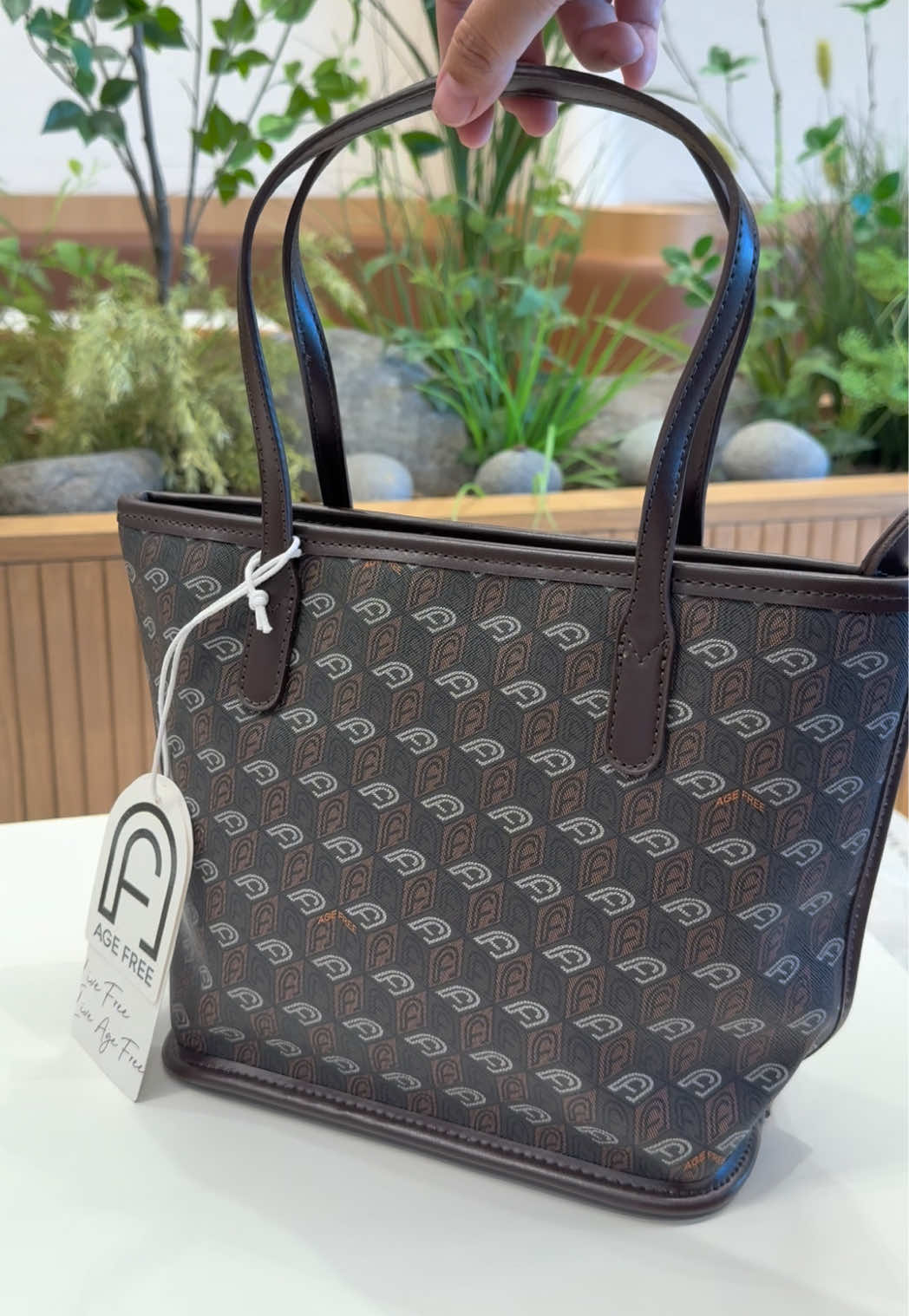 lagi ada bonus tas nya cek kerkun ya #agefreebag #taskeren 