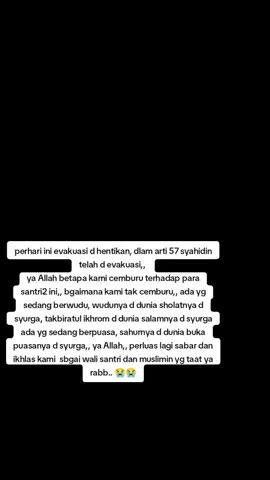 sejarah panjang,, musibah yg menimpa pesantren kita sejatinya hanyalah ujian dri Allah untuk kita sebagai ummat muslim atau wali santri, bagaimana kita bisa menyikapinya dg hti yg tabah iman yg kuat,, bangunanya boleh roboh tapi tdak dg imanya,, ya Allah,, sejarah kelam d thun ini,, smoga para wali santri termasuk sy, d perluas lagi sabar dan ikhlasnya ya rabb.. smoga pengasuh pesantren yai kami Rmh. Abdussalam Mujib, d beri ketabahan yg bgtu luasnya,, Aamiin y Rabb🤲😭😭 #prayforAlkhozini #buduransidoarjo 