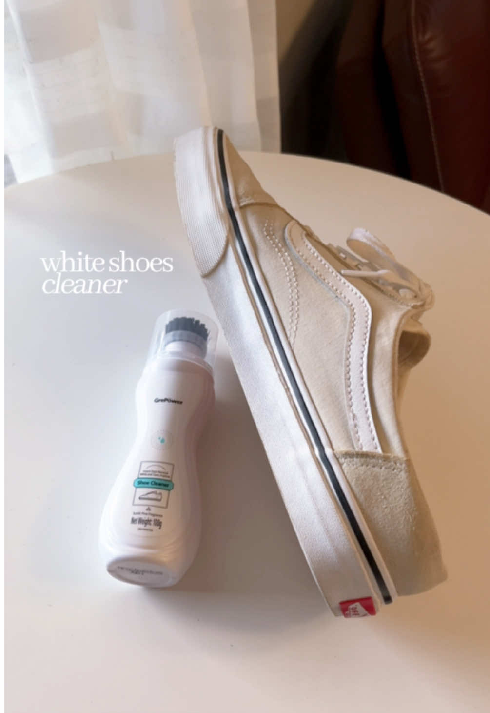 white shoes lover? You need this 👟✨ GrePower Shoe Cleaner, sobrang convinient gamitin kasi may brush na, at super bango kaya mag aamoy fresh ang sapatos mo! #grepower #shoecleaner #whiteshoes #cleankicks #shoescleaning 