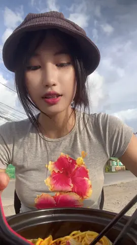 1,5$_2$ ទេបងៗ #streetgoods #btb 