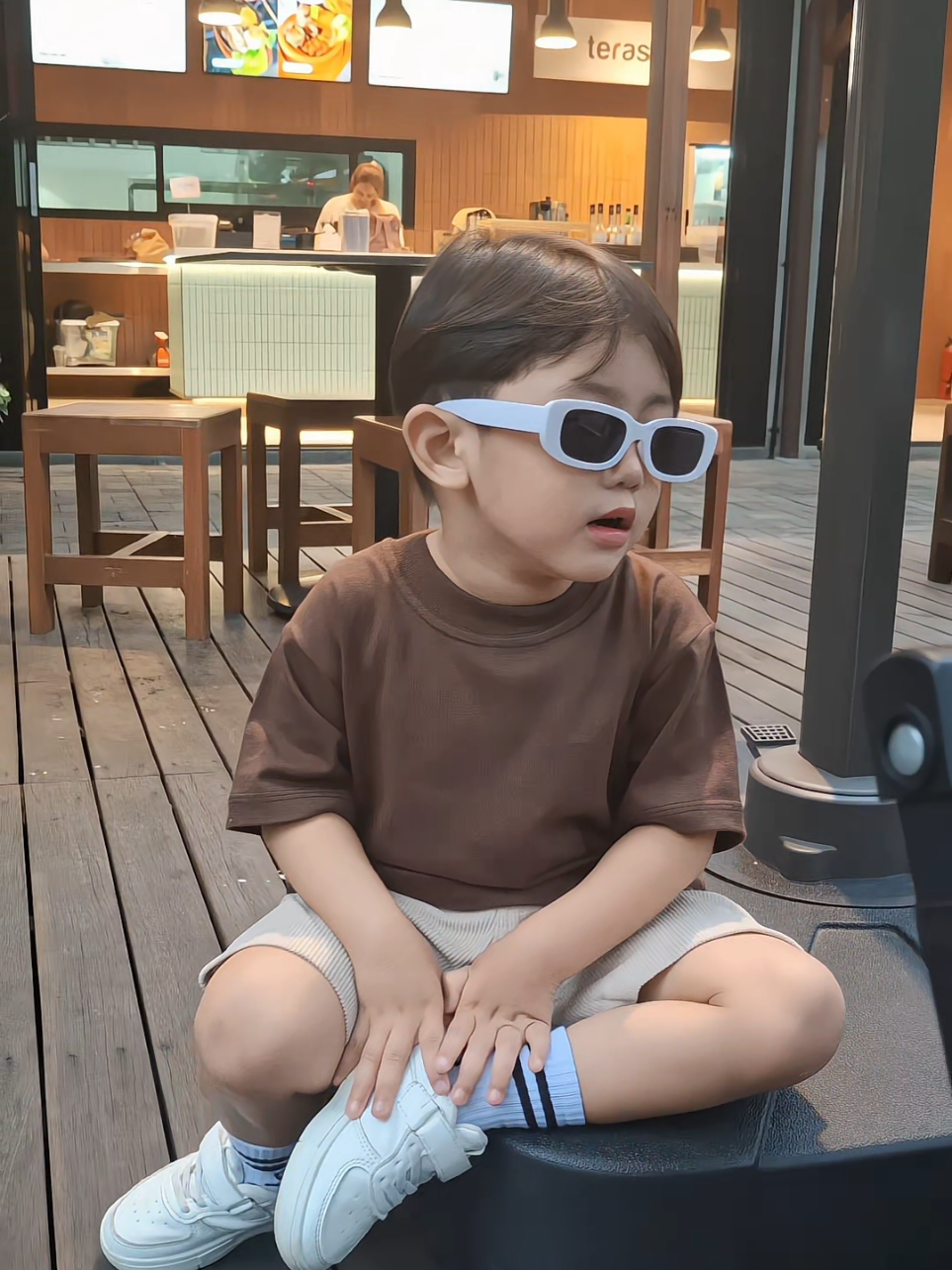 Membalas @arshakaarcelio karna emang secakep ini 🤎 mana murah lagi tunggu apalagi😍#outfitinspo #outfitideas #inspirasioutfit #ootdanaklakilaki #outfitinspiration 