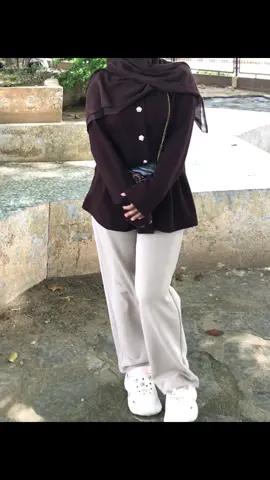 Lembut, dingin, ga bikin gatal Nyaman banget dipake😍 #vanablouse #blousewanita #blousecantik #ootdhijab #ootdfashion 