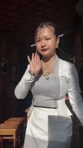 #ရွှေဝယ်သူဖြူဖြူချောချောချစ်စရာကောင်းလေတမူ#ထားဝယ်ရိုးရာအကျီလေးနဲ့🤍 #အမေ့ရွာမူကထဘူဖေး 