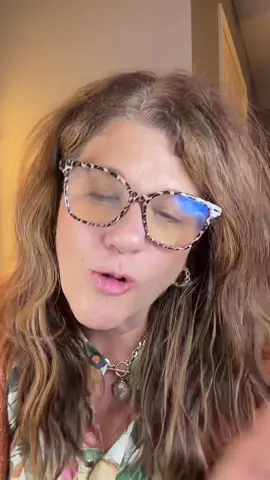 I will admit it. I didn’t think blue light glasses really did that much. But after wearing blue light readers for the last week and a half, I have to admit that I was wrong no headaches. I’m sleeping better. And my eyes don’t feel so tired at the end of the day. I tried some less expensive ones, but these from Diff do a much better job at blocking out the blue light. #BlueLightReaders #ReadingGlasses #BlueLightGlasses. @DIFF Charitable Eyewear 