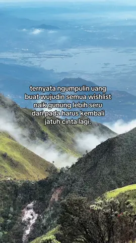 #merbabumountain #pendakigunung #pendakiindonesia #4u 