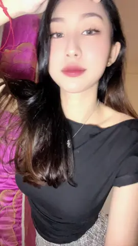 ငယ်ငယ်ကဆွဲခဲ့တဲ့သီချင်း😂