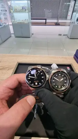 Механічна модель Tissot T120.807.22.051.01 Ціна 42790 грн Кварцева модель T120.410.22.051.00 ціна 26590 грн Офіційна гараниія 2 роки. Вся колекція в наявності. для замовлення чи консультації пишіть в інстаграм Time.ua  або вайбер 0638500400 Олексанр