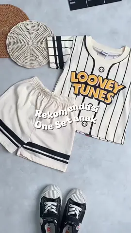 Setelan cowok kece, siap temani hari aktif si kecil! 😎✨ Atasan kaos adem + celana pendek comfy = combo pas buat main & gaya! Cocok banget buat cuaca panas~ yuk cek sekarang! #BajuAnakCowok #SetelanAnakLaki #KaosAnak #CelanaPendekAnak #OOTDAnakCowok     