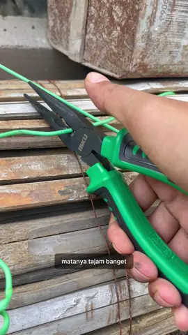 Tabg ISKU kombinasi serbaguna, bisa jepit, potong, bengkok, dan iris💪🏽 bahan baja chrome vanadium anti karat, kuat dan tahan lama🔥 harga terjangkau, cek out keranjang kuning🚀 #iskutools #tangkombinasi 
