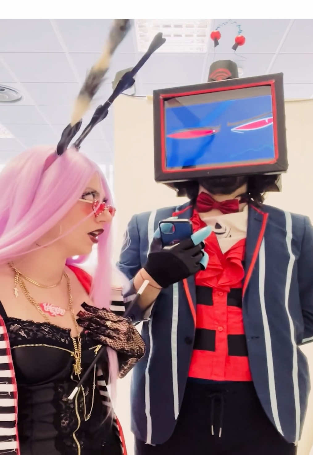 Val Why are you Always broken my Phone??!!! #voxcosplayer Vox: me Valentino: @Angie #Valentino #hazbinhotel #perte #staticmoth @Hazbin Hotel Italian Cosplayer 