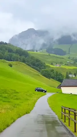 Switzerland natural video 🚩🌧️☔⛰️🇬🇧🇪🇺🇨🇭🫶🫶♥️ #fyp #foryou #viral #Switzerland #100k @MrBeast @TikTok @tiktok creators @Switzerland @SWITZERLAND @Swiss🇨🇭 @Kayla Oxley @Sid Mr. Rapper🔥 