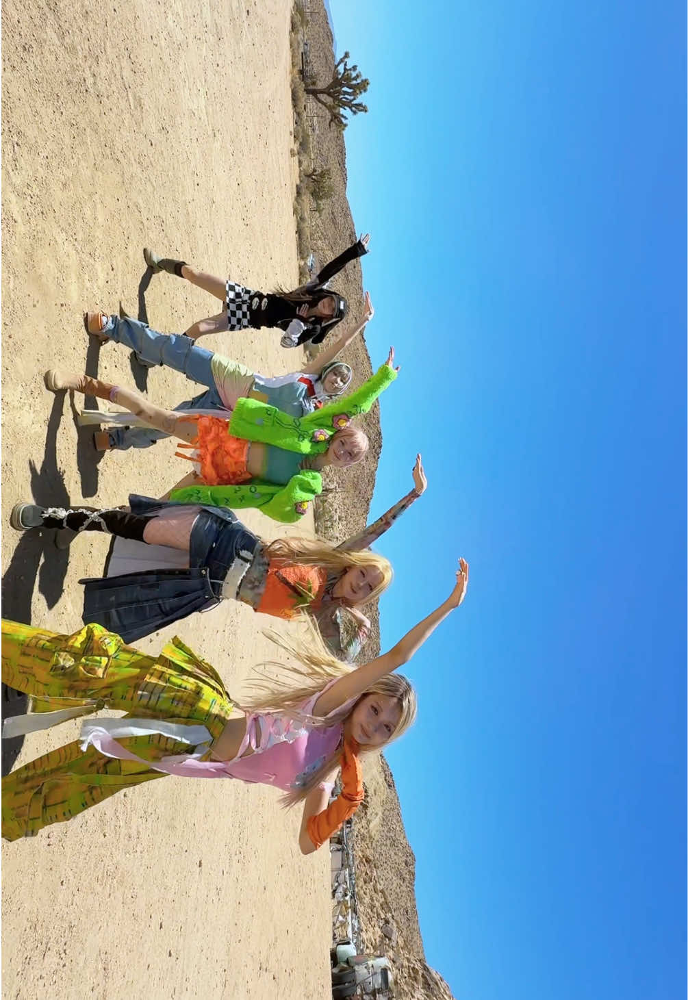 𝓰𝓸𝓲𝓷𝓰 𝓬𝓻𝓪𝔃𝔂☀️ #HITGS #힛지스 #HAPPY #해피