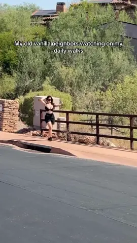 #black #morningwalk #hotbabe 