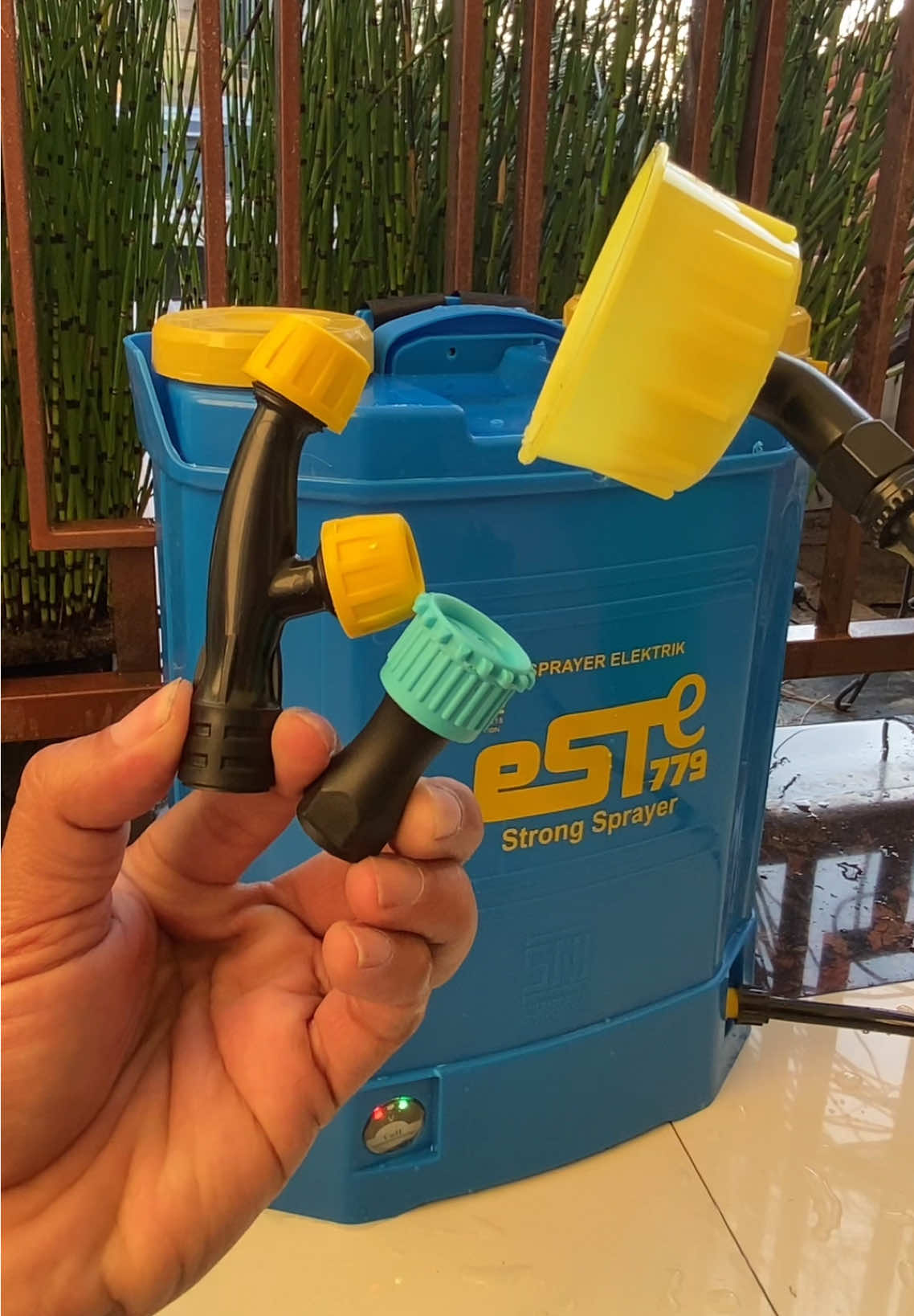SPRAYER ELEKTRIK ESTE  #este #sprayerelektrik #sprayer #semprotantanaman #alatpertanian 