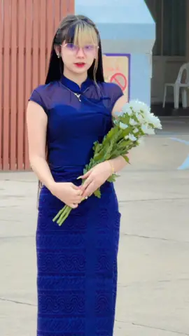 💥သီတင်းကျွတ်လပြည့်နေ့လေးမှာ...💙@[HM-Moments] 📷 @EHK-Classy & Catchy Clothing @🦋 Nan Tha Zin 🦋 @Nan Tha Zin #ရောက်ချင်တဲ့နေရာရောက်👌 