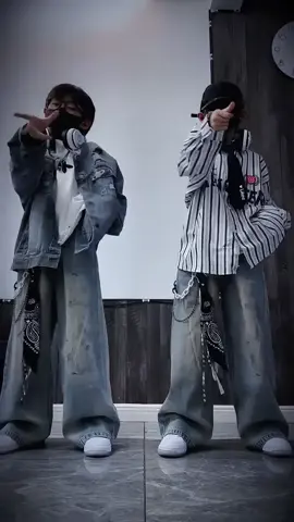 你们点的打火机来喽 #打火机dj #火机摇 #小仙编舞 #抖音潮流舞蹈大赛 #王译梵