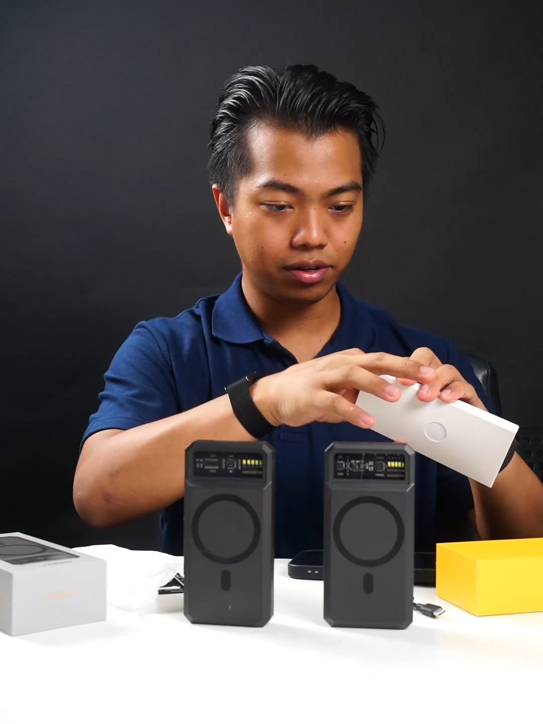 ew55 ตัวใหม่น่าใช้มากขึ้นครับ powerbank20000mAh