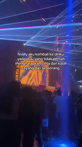 Cinta ya palsu terus 😌#werhousesurabaya #tunjunganplaza #setationtop10 #fypシ゚ #surbaya24jam 