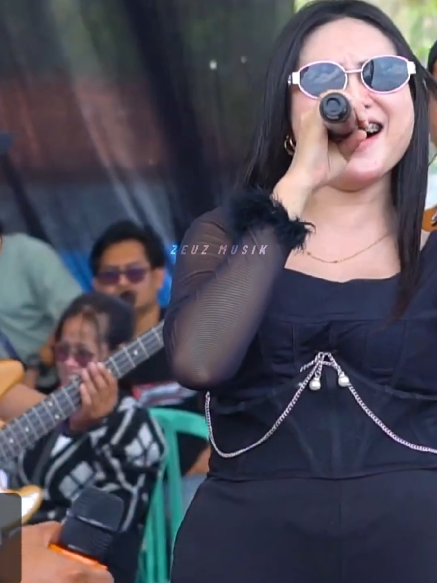 Ayo Ni Sikat 🔥💃🕺 #tepungkanji #gaclek #ainizamma #thesantosmusic 